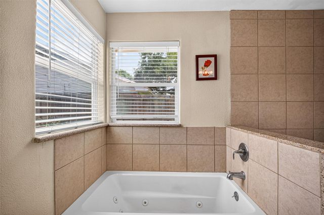 7002 Leader Street, Houston, TX 77074