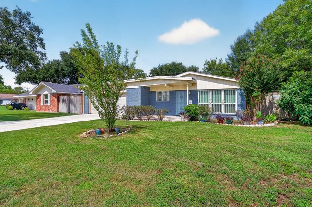 7002 Leader Street, Houston, TX 77074