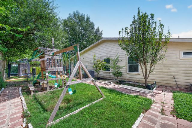 7002 Leader Street, Houston, TX 77074