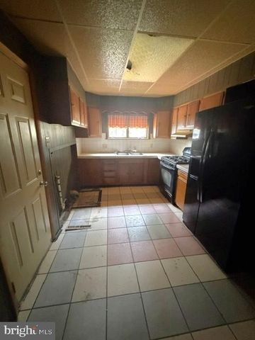 17 S PINE ST, Marietta, PA 17547