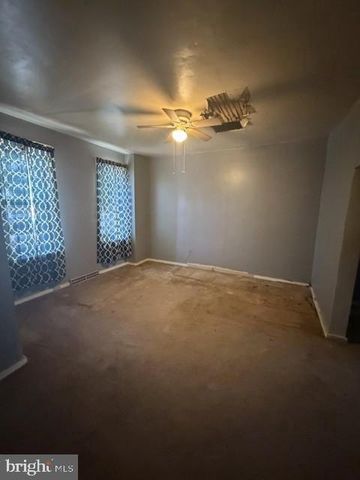 17 S PINE ST, Marietta, PA 17547