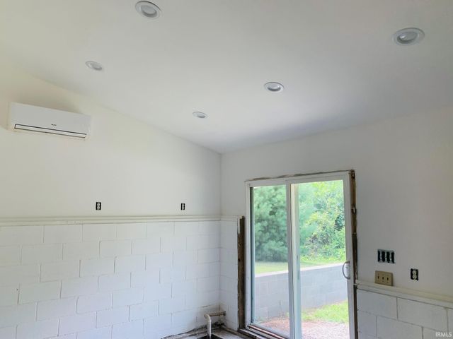 1129 W 20th Street, Bloomington, IN 47404