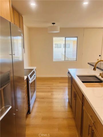 2500 E 2nd 405, Long Beach, CA 90803