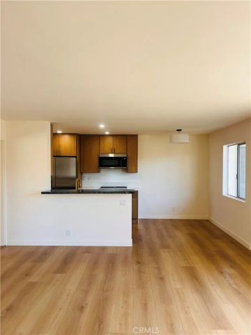 2500 E 2nd 405, Long Beach, CA 90803