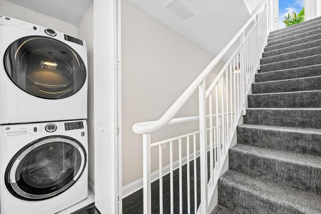 830 NE 19th Avenue, Fort Lauderdale, FL 33304