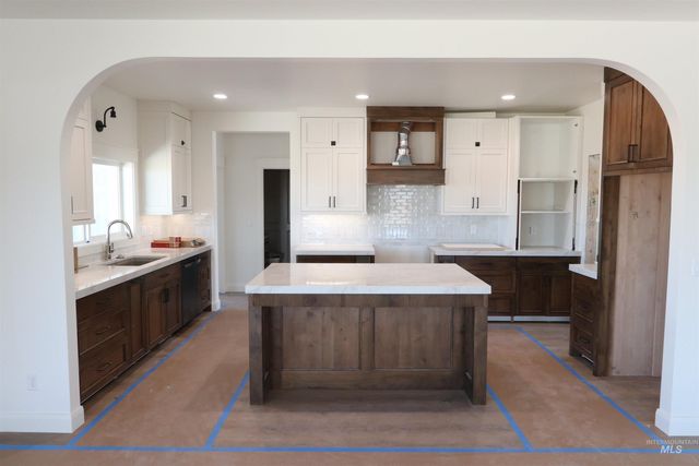563 S 80 E, Jerome, ID 83338