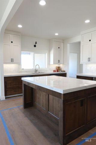 563 S 80 E, Jerome, ID 83338
