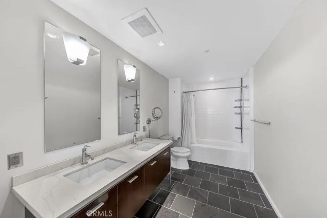 1155 S Grand Avenue 1707, Los Angeles, CA 90015