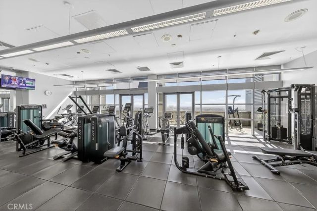 1155 S Grand Avenue 1707, Los Angeles, CA 90015