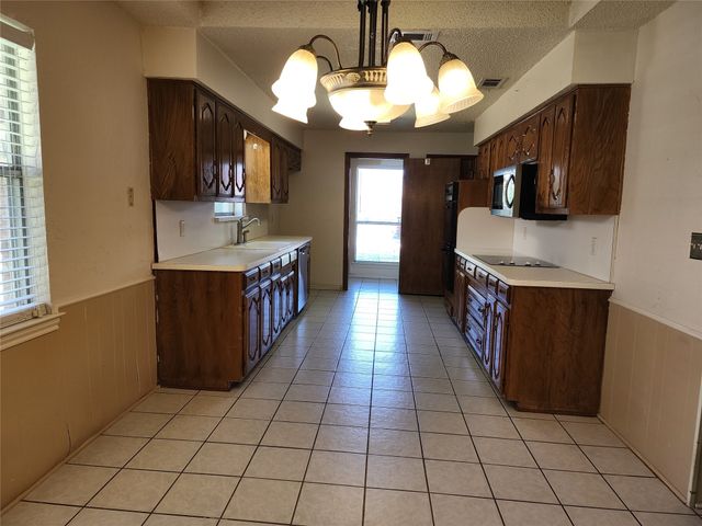 1201 Dandelion Drive, Garland, TX 75043