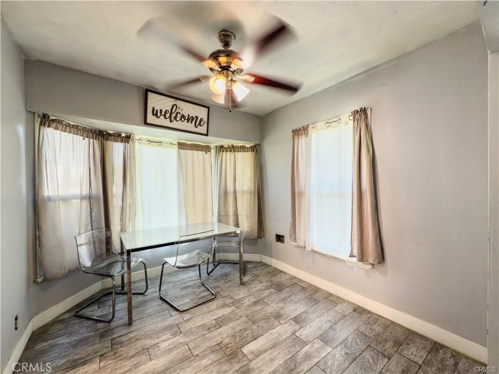 Image 5 of property listing at 4810 E San Luis Street, Compton, CA 90221