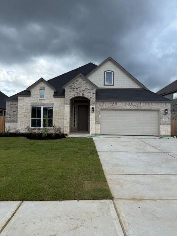 3208 Bushy Hawthorne Drive, Conroe, TX 77301