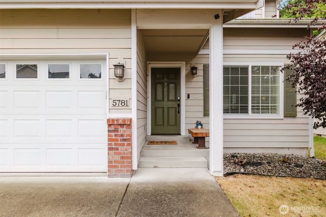 5781 Gateway Lane, Bremerton, WA 98311