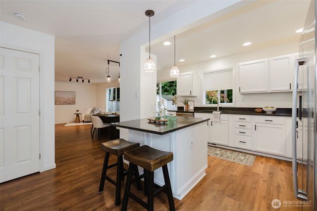 5781 Gateway Lane, Bremerton, WA 98311