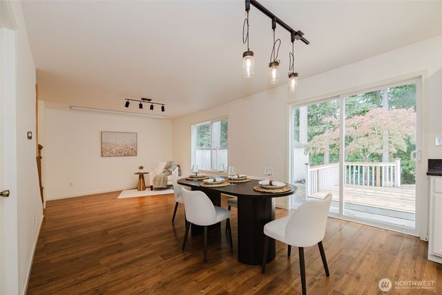 5781 Gateway Lane, Bremerton, WA 98311