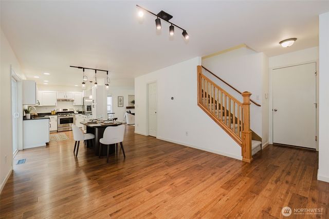 5781 Gateway Lane, Bremerton, WA 98311