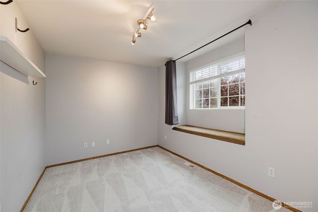 5781 Gateway Lane, Bremerton, WA 98311