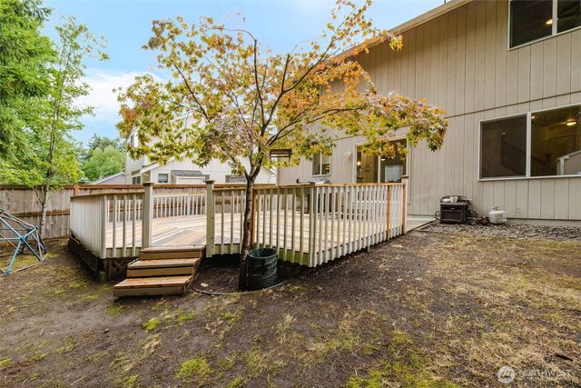 5781 Gateway Lane, Bremerton, WA 98311