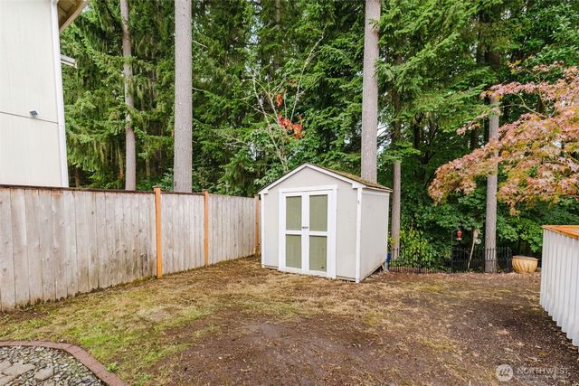 5781 Gateway Lane, Bremerton, WA 98311