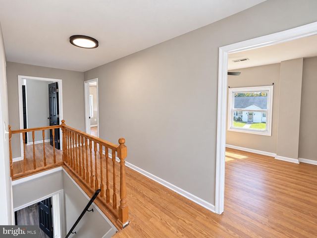 8120 CORNWALL RD, Dundalk, MD 21222