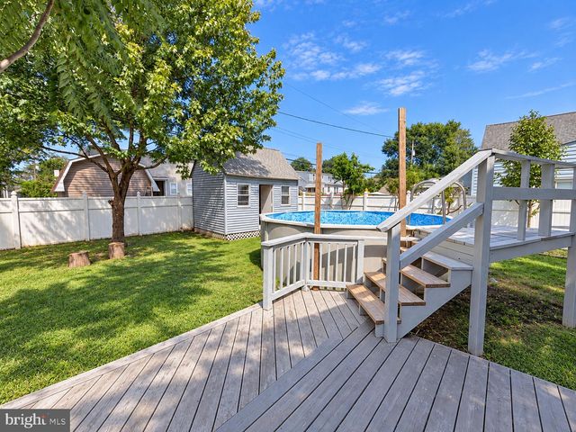 8120 CORNWALL RD, Dundalk, MD 21222