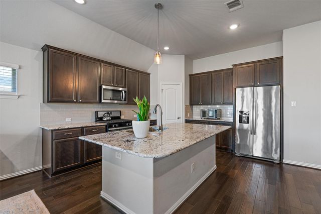 417 Rusk Bluff Ave, Leander, TX 78641