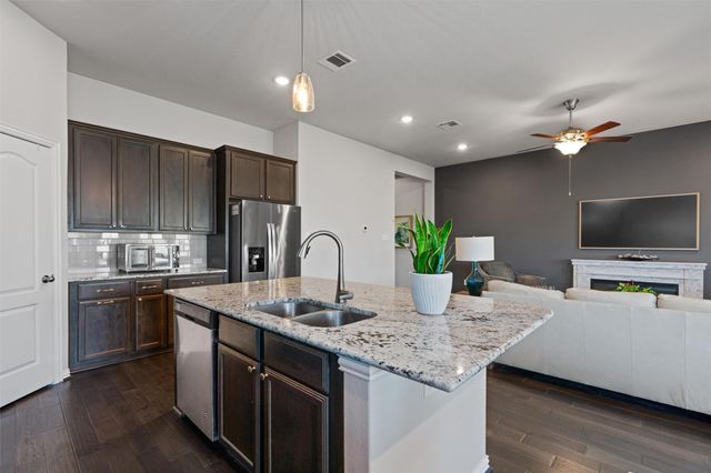 417 Rusk Bluff Ave, Leander, TX 78641