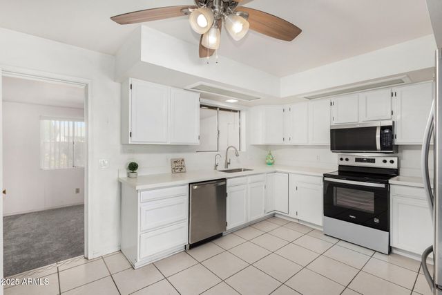 2214 E FRYE Road, Chandler, AZ 85225