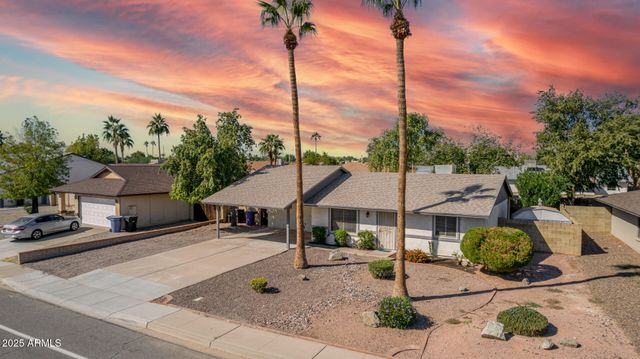 2214 E FRYE Road, Chandler, AZ 85225