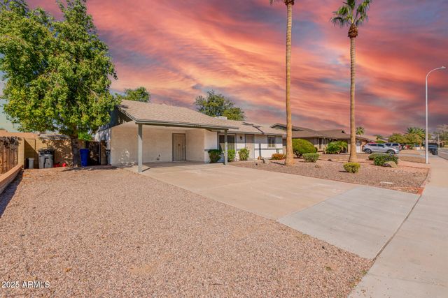 2214 E FRYE Road, Chandler, AZ 85225