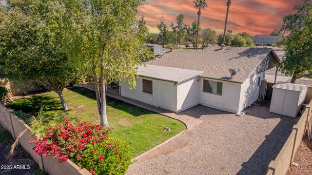 2214 E FRYE Road, Chandler, AZ 85225