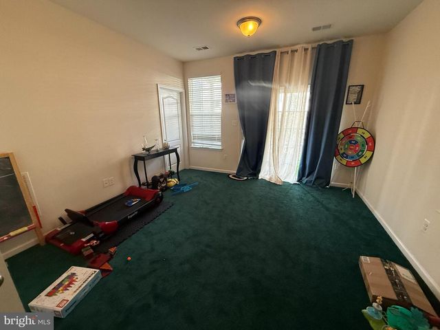 8462 HEDWIG LN, Frederick, MD 21704