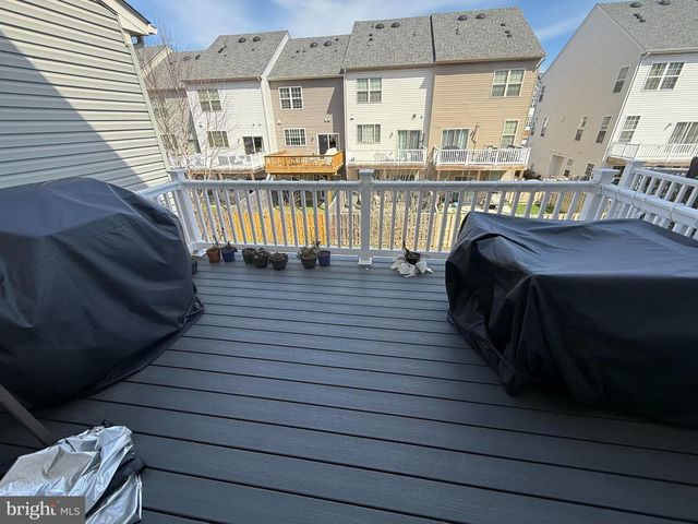 8462 HEDWIG LN, Frederick, MD 21704