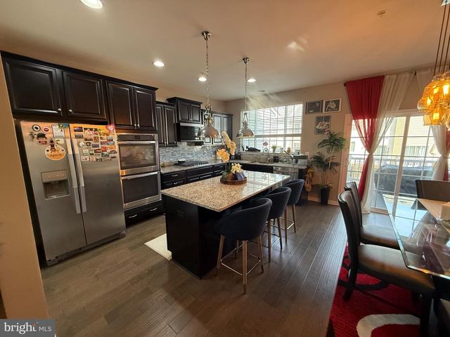 8462 HEDWIG LN, Frederick, MD 21704