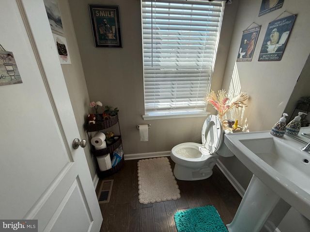 8462 HEDWIG LN, Frederick, MD 21704