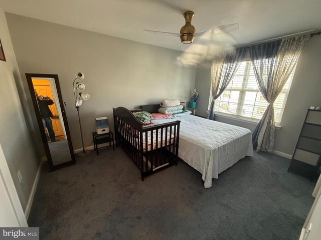 8462 HEDWIG LN, Frederick, MD 21704