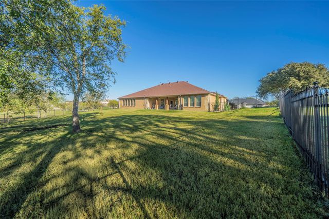 2852 Sonterra Drive, Cedar Hill, TX 75104