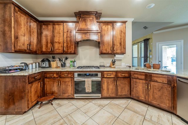 2852 Sonterra Drive, Cedar Hill, TX 75104