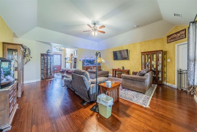 2852 Sonterra Drive, Cedar Hill, TX 75104