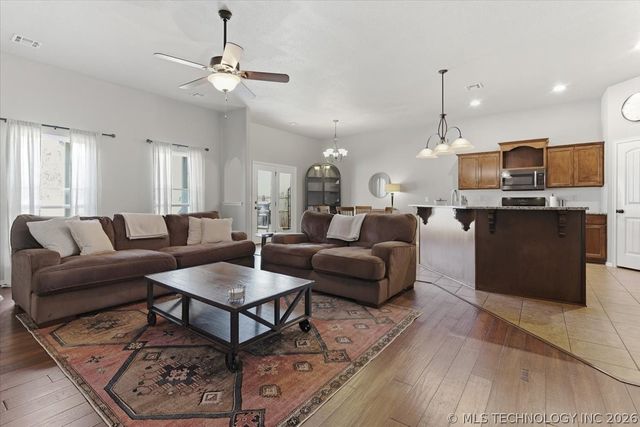 15903 E 91st Street North, Owasso, OK 74055