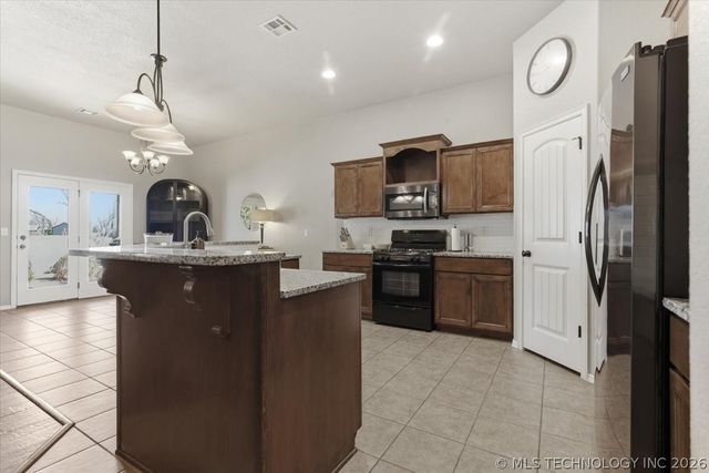 15903 E 91st Street North, Owasso, OK 74055