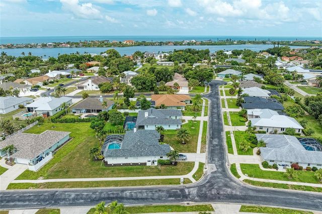 405 BAYSIDE LANE, Nokomis, FL 34275