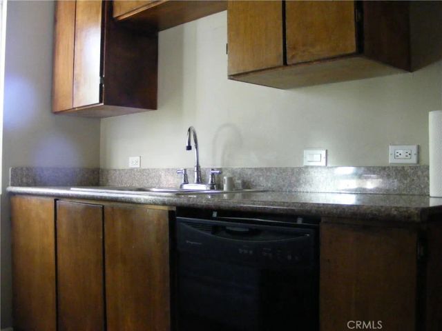 400 N ACACIA Avenue, Fullerton, CA 92831