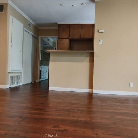 400 N ACACIA Avenue, Fullerton, CA 92831
