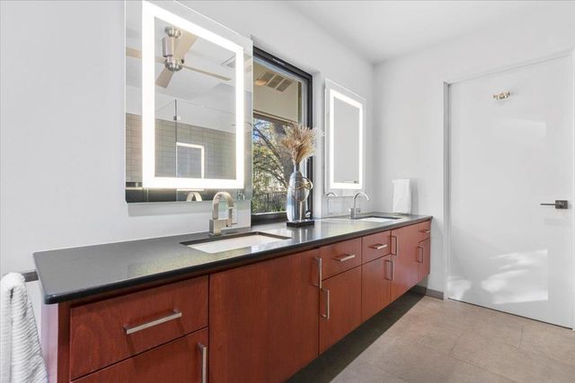 3923 Glengarry DR, Austin, TX 78731