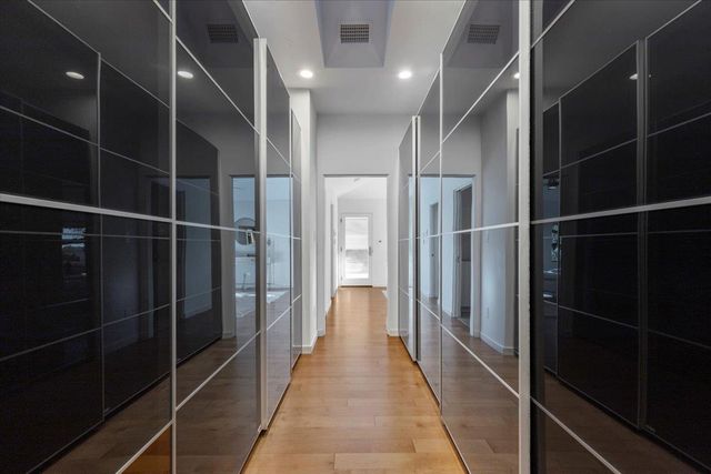 3923 Glengarry DR, Austin, TX 78731