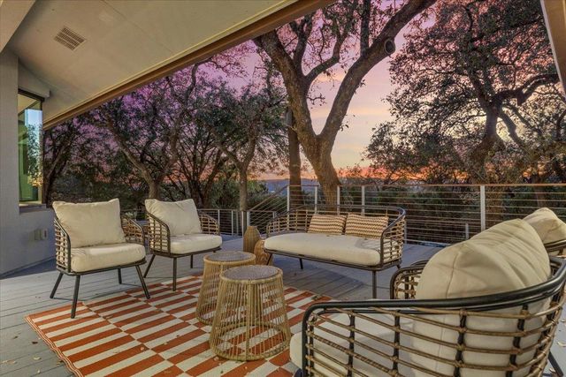 3923 Glengarry DR, Austin, TX 78731