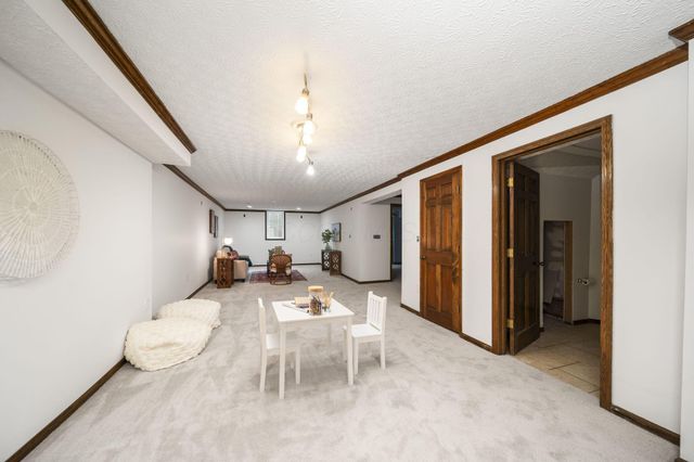825 Bluffview Drive, Columbus, OH 43235