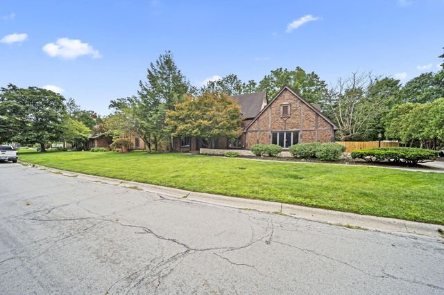 825 Bluffview Drive, Columbus, OH 43235