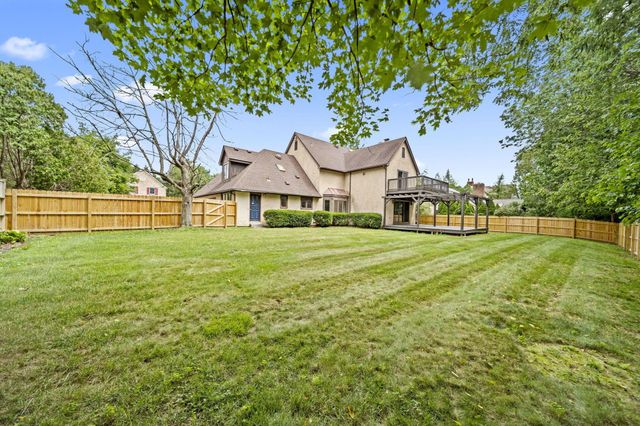 825 Bluffview Drive, Columbus, OH 43235